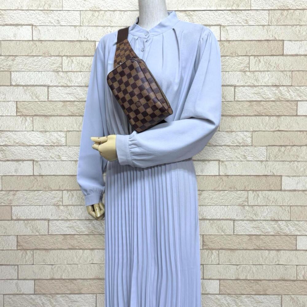 LOUIS VUITTON Brown Damier Canvas Hobo Bag - Picture 2 of 10